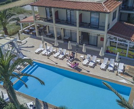 Creta Residence Ádhele Esterno foto